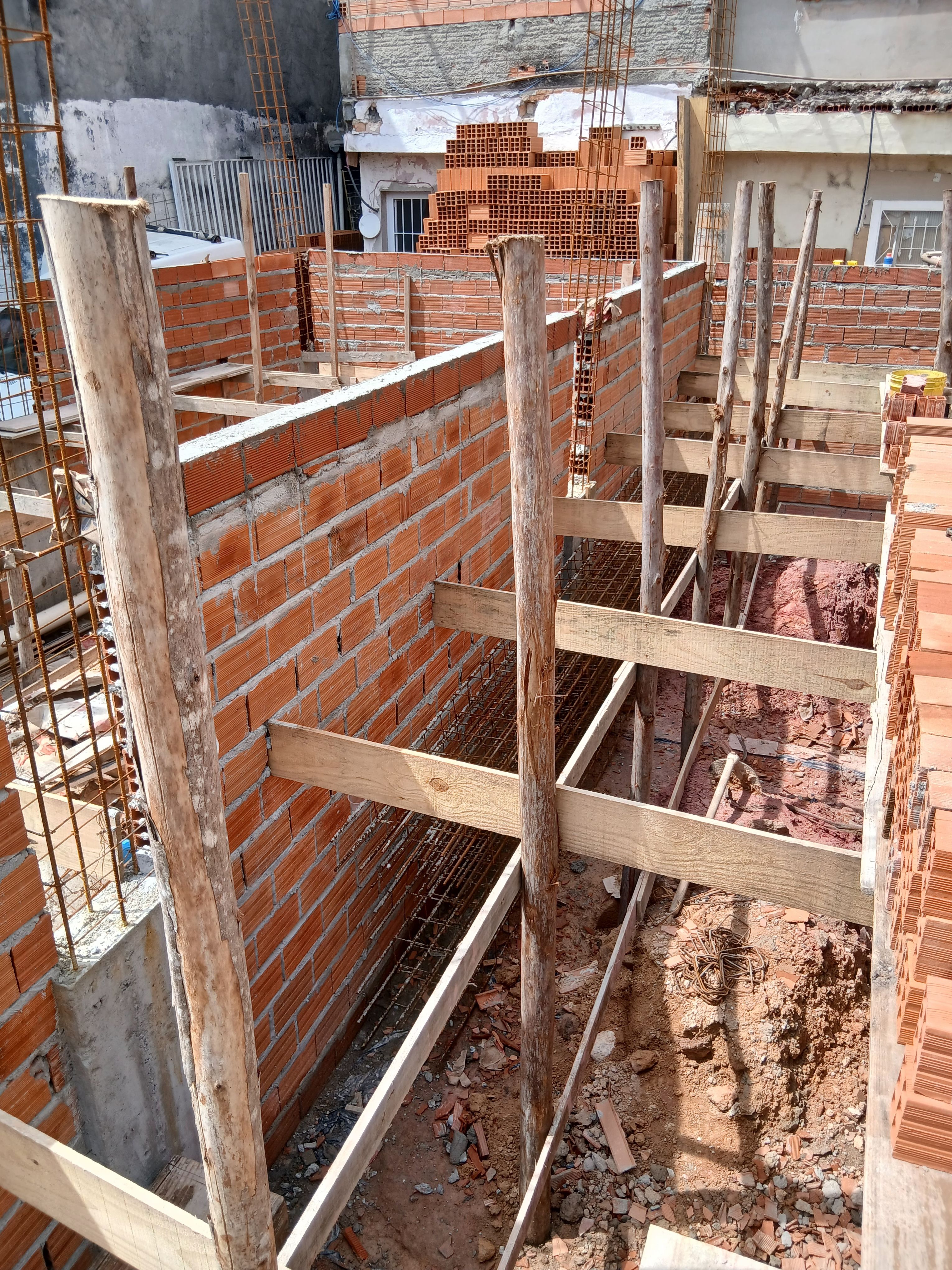 Load-Bearing Wall Breaking